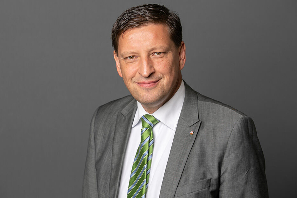 Jens Genschmar sei nicht weniger überrascht gewesen.