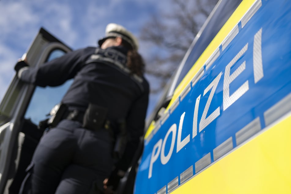 Eskalation im Zug: Teenager (15) attackiert Lokführer und Polizisten