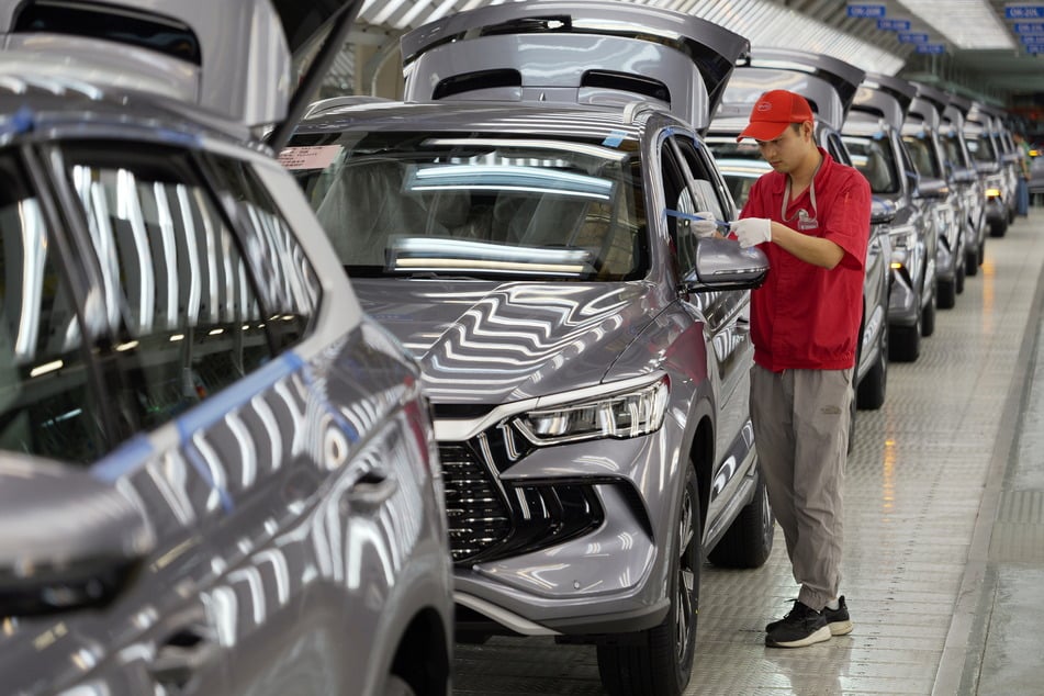 BYD rollen hier im zentralchinesischen Zhengzhou vom Band - noch.