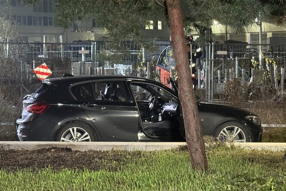 Mit diesem Wagen fuhr der junge Mann auf die Polizei zu.