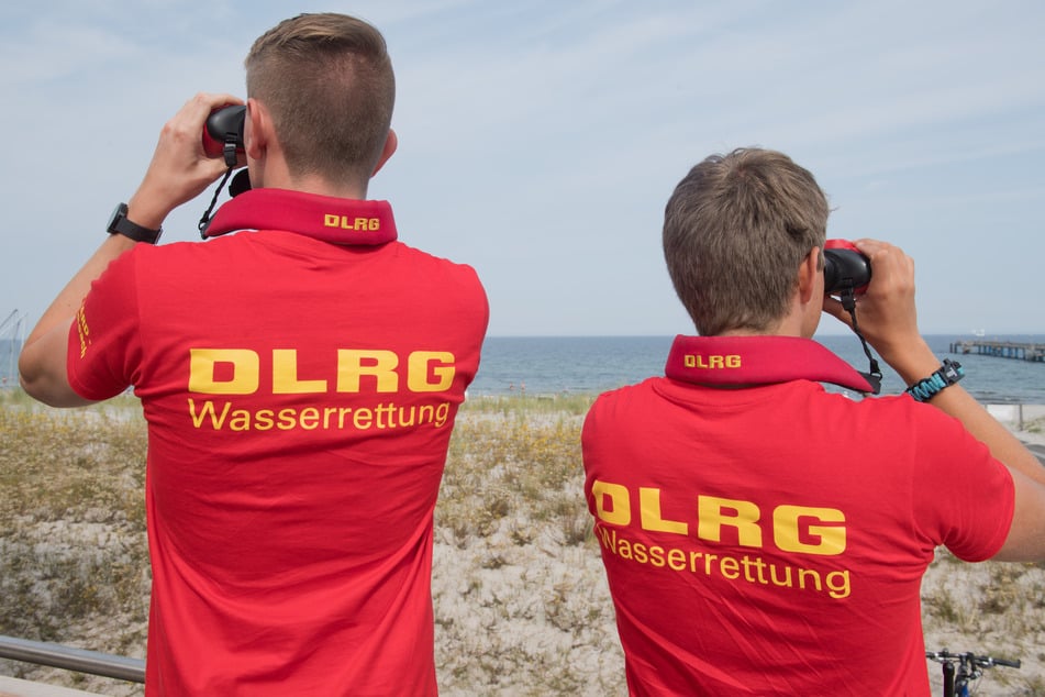 Die DLRG steht bei Notfällen im Wasser mit Schnelleinsatz-Gruppen bereit.