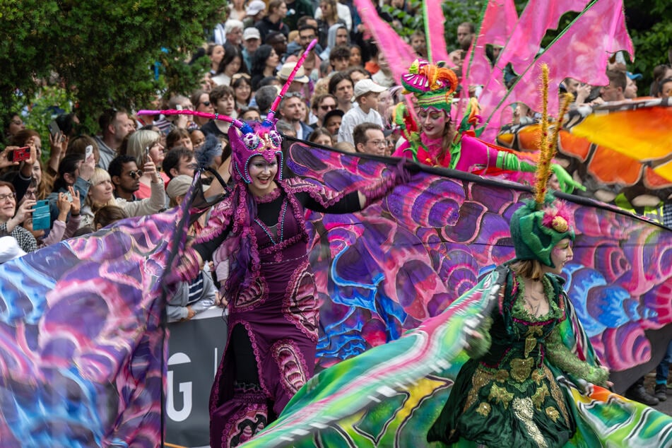 Rund 650.000 Menschen werden beim Karneval der Kulturen am Sonntag an der Strecke erwartet.