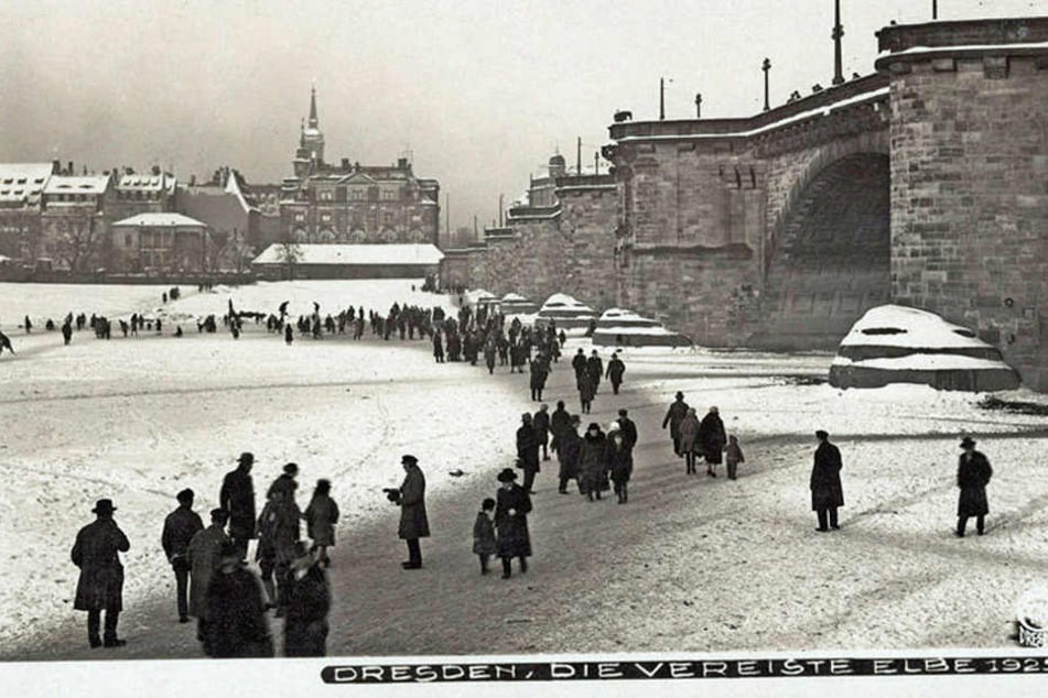Das war ein Winter! Im Februar 1929 konnten die Dresdner einen ganzen Monat 
lang auf der Elbe laufen.