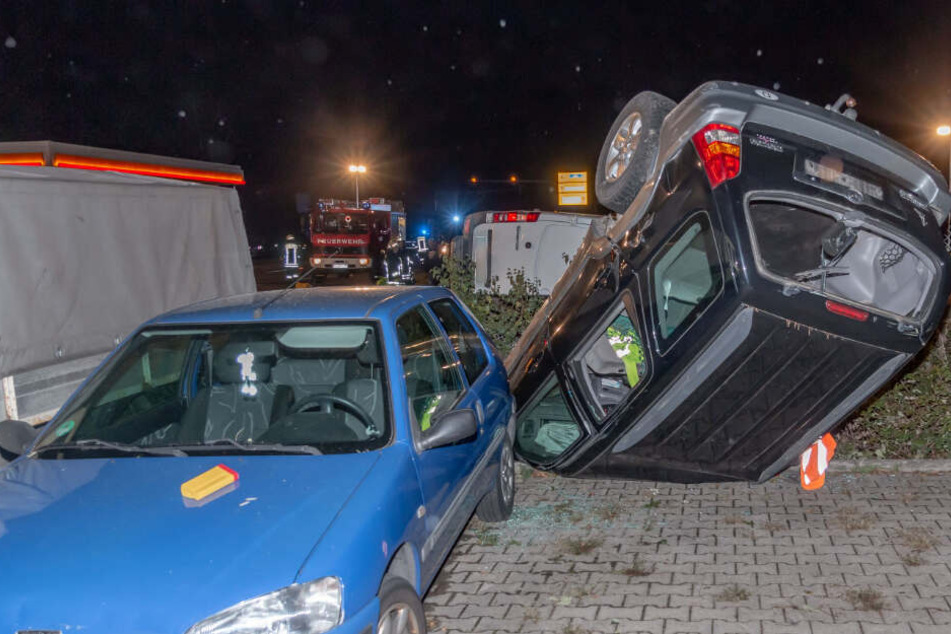 Der völlig demolierte Geländewagen.