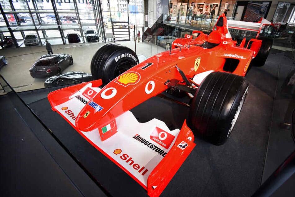 In Köln sind ab Samstag viele Erinnerungsstücke an Michael Schumacher zu sehen.