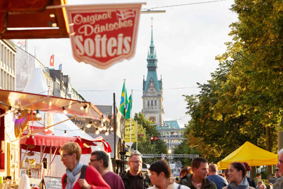 Hamburg beerdigt nach Jahrzehnten still und leise das Alstervergnügen