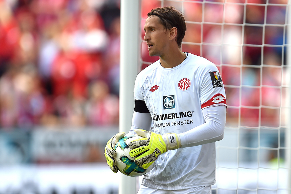 René Adler (36) bei seiner aktiven Zeit beim 1. FSV Mainz 05. Der 36-Jährige macht sich keine Sorgen um den Torhüter-Nachwuchs in Deutschland.