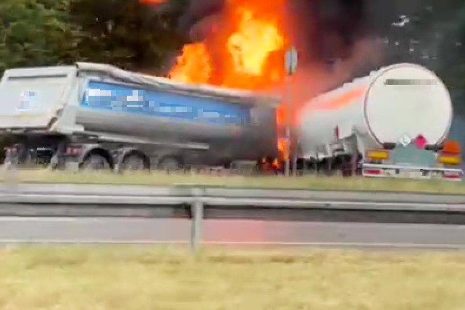 Fahrer stirbt bei Horror-Unfall in München: Kies-Laster kracht in Tanklastwagen