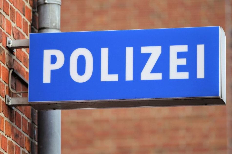 Mittlerweile haben die jungen Frauen Anzeige bei der Polizei erstattet. (Symbolbild)