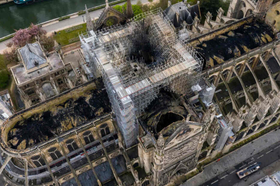 Die Schäden sind heftig: Wird Notre Dame originalgetreu oder zeitgemäß wieder aufgebaut?