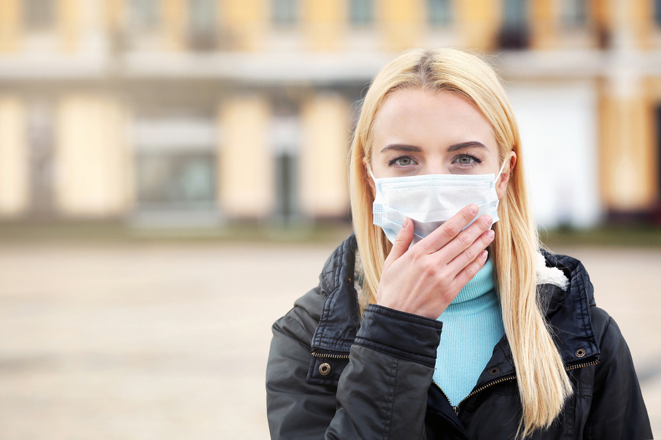 Dadurch, dass die Leute Masken tragen und zuhause bleiben, verringere sich auch das Risiko einer Ansteckung mit dem Influenza-Virus.