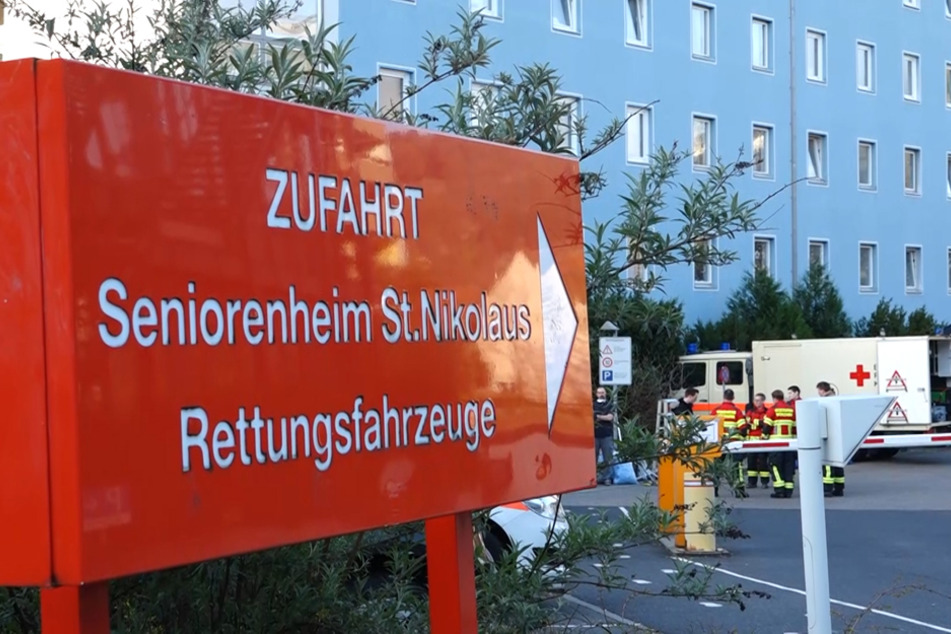 In dem Seniorenheim in Würzburg sind bereits zwölf Menschen an den Folgen der Corona-Infektion gestorben.