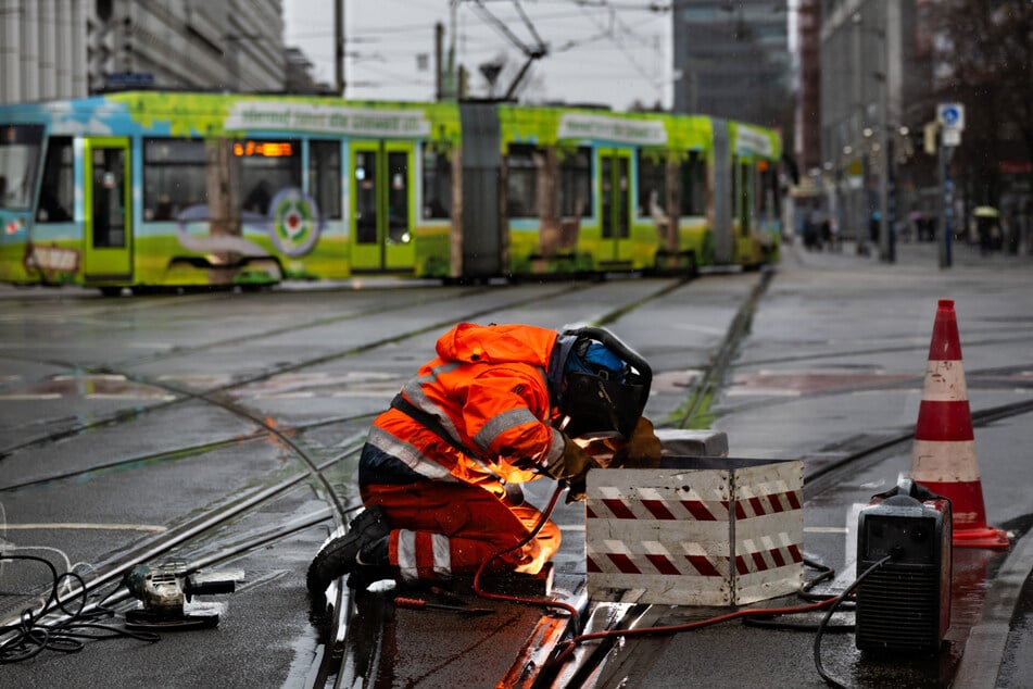 Baustelle in Magdeburg: Neues MVB-Netz, zwei Tage keine Bahnen am Alten Markt