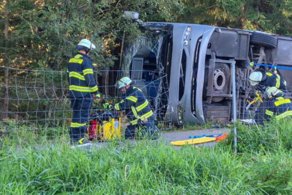 Unfall A96: Tödlicher Unfall auf dem Weg zur Wiesn: Generalkonsulat bestürzt nach Busunglück
