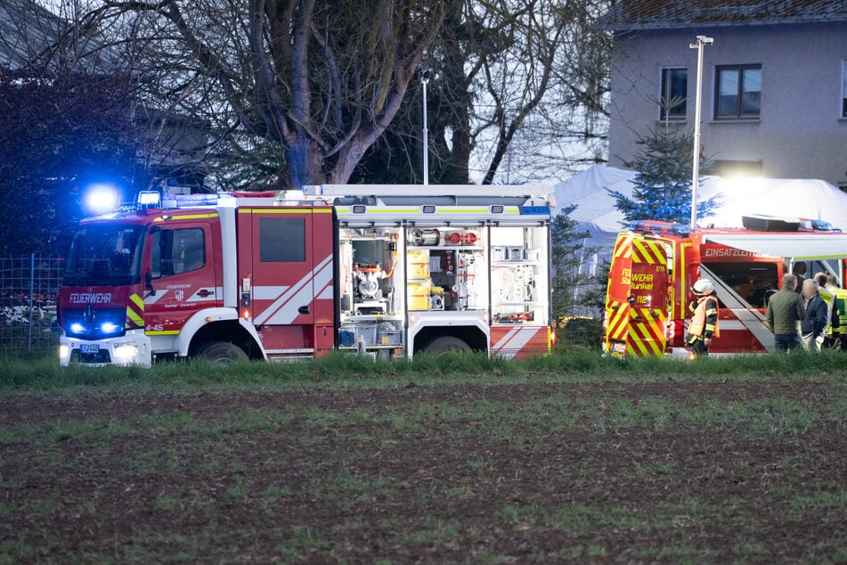 Verdächtiger Geruch: Feuerwehr nach tödlichem Unglück erneut in Runkel im Einsatz