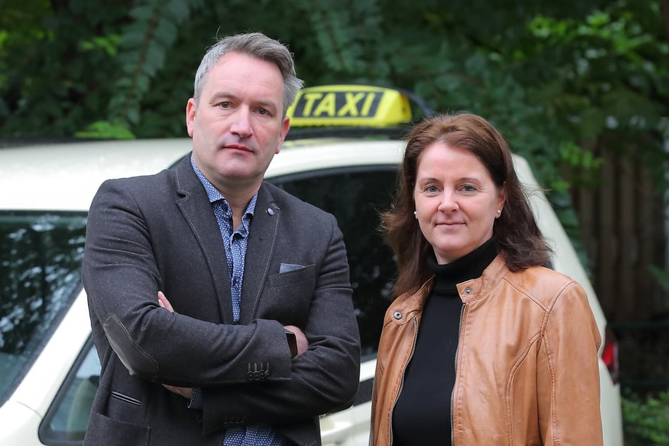 Die Taxigenossenschafts-Vorstände Jan Kepper (49) und Anja Zimmermann (51).
