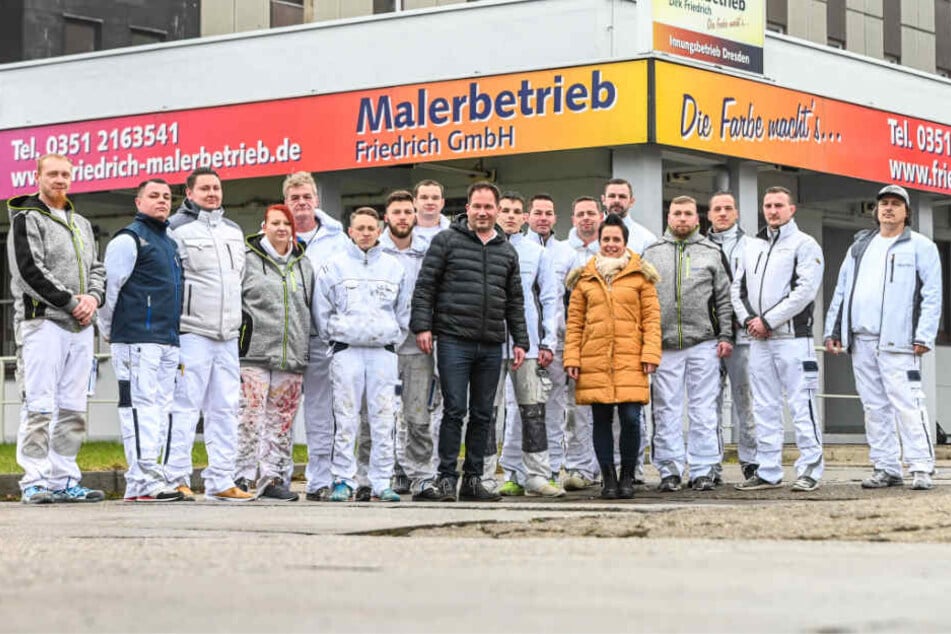 Geschäftsführer Dirk Friedrich und sein Team freuen sich über neue Kollegen.