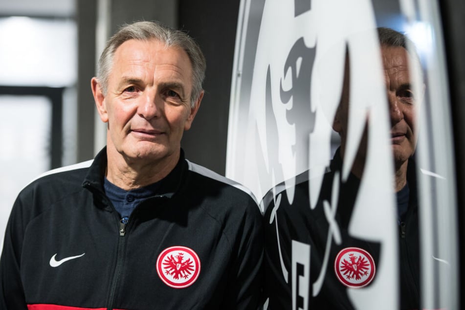 Satte 602 Bundesliga-Spiele machte Körbel für die Eintracht.