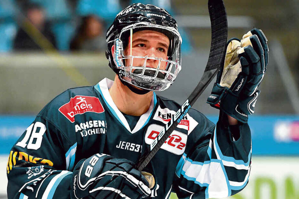 Seit seinem "Crash" spielt Timo Walther mit einem Helm mit Vollvisier.