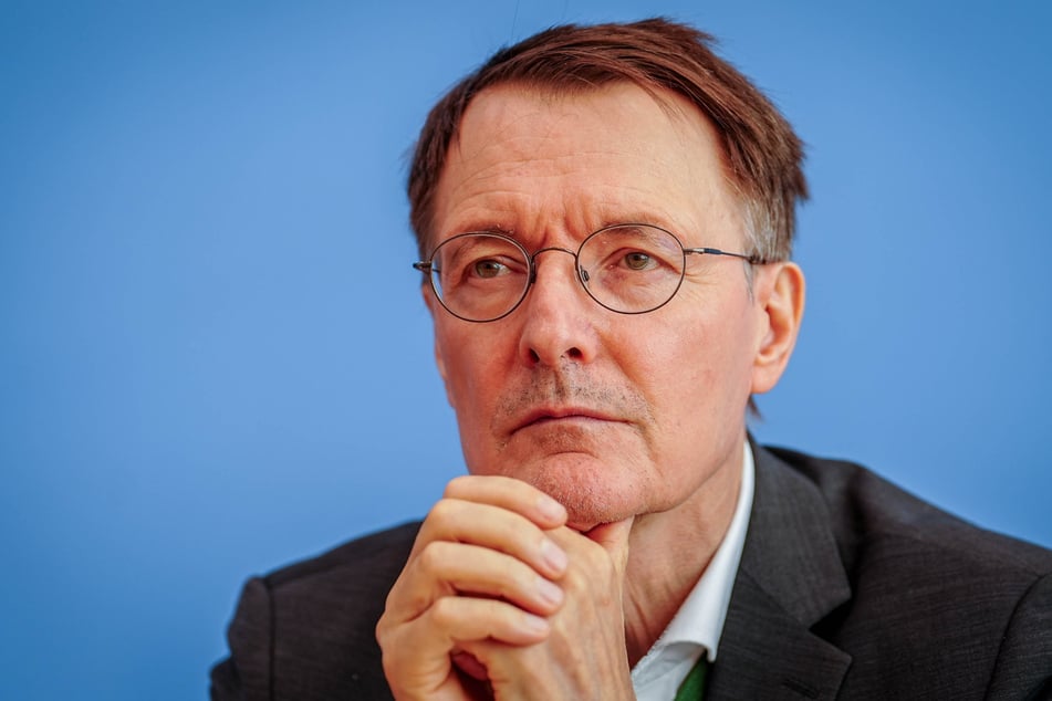 Für Ex-Gesundheitsminister Karl Lauterbach (63, SPD) ist die CSD-Parade aktuell wichtiger denn je. (Archivbild)