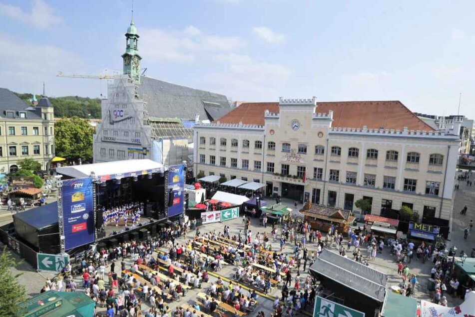 Zwickau feiert in diesem Jahr seinen 900. Geburtstag. Der absolute Partyhöhepunkt war dabei das viertägige Stadtfest, das sich wieder als absoluter Zuschauermagnet entpuppte.