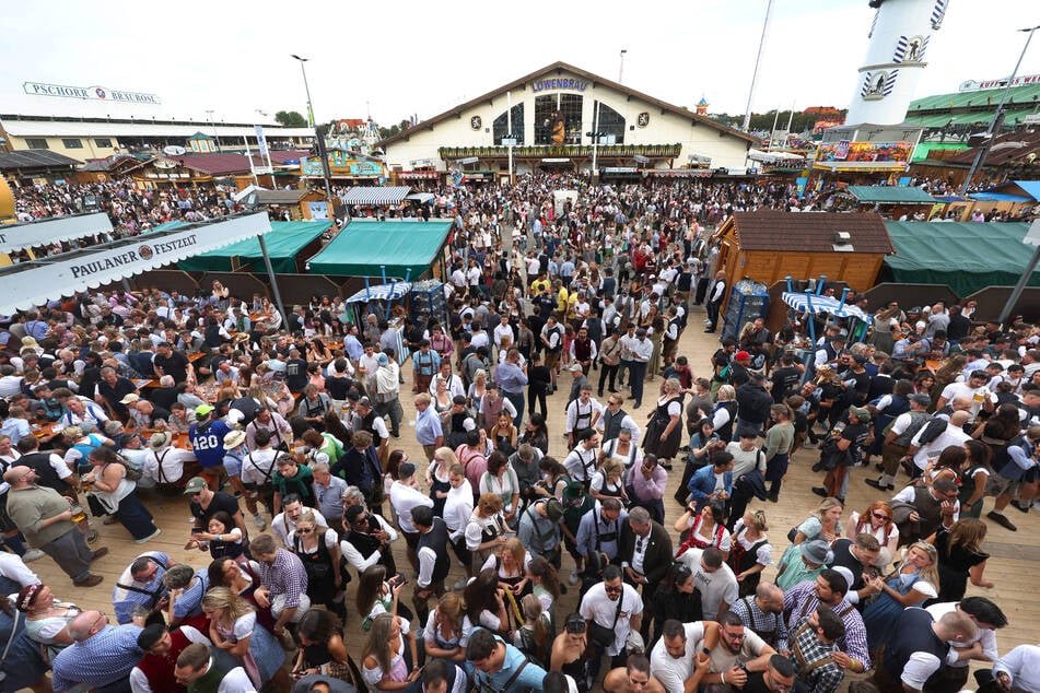 Der Streit eskalierte im Paulaner-Festzelt.