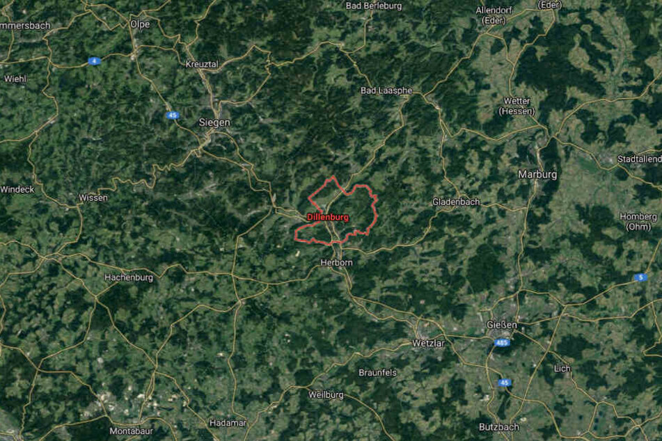Die Polizei durchsuchte die Wohnung des Dillenburgers sowie mehrere von ihm genutzte Hallen.