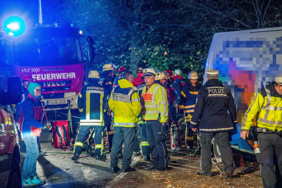 Zahlreiche Kräfte von Feuerwehr und Polizei waren vor Ort.