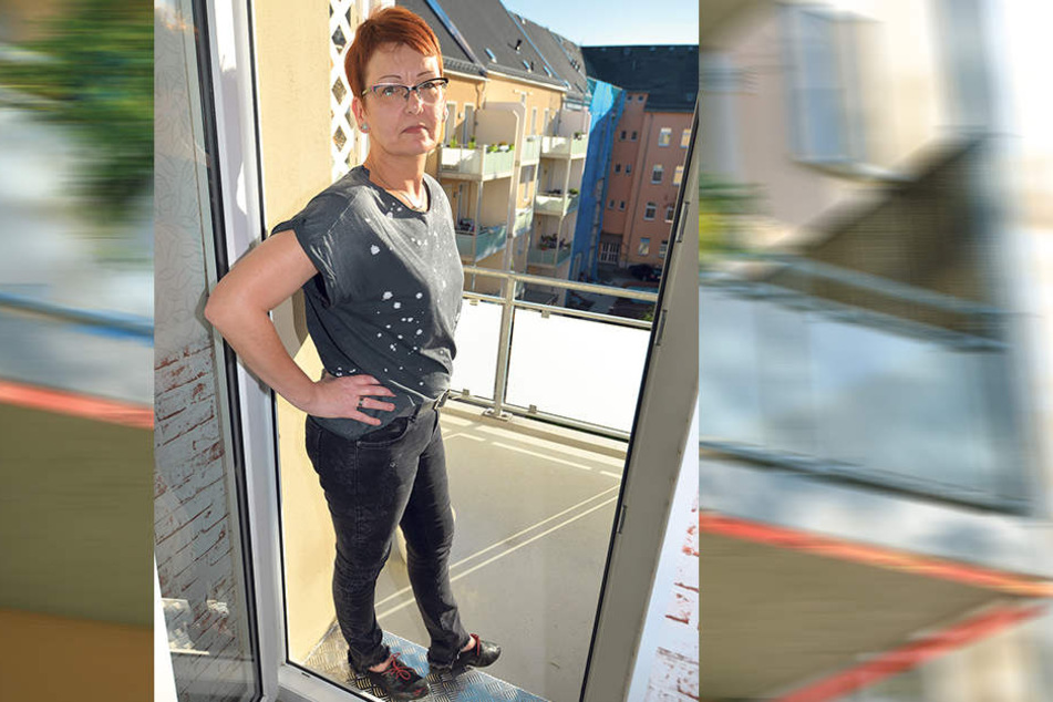 



Absturzgefahr: Miriam Hambel (54) darf ihren Balkon nicht mehr betreten.