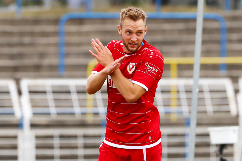 Goalgetter Felix Brügmann (2019/20 mit 15 Toren und sieben Vorlagen in 24 Einsätzen) hat Energie Cottbus die Treue gehalten.