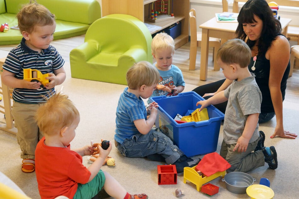 Die Kostensteigerungen bei Kitas sind immens. Mehr Geld vom Freistaat gab es dafür zuletzt 2023.