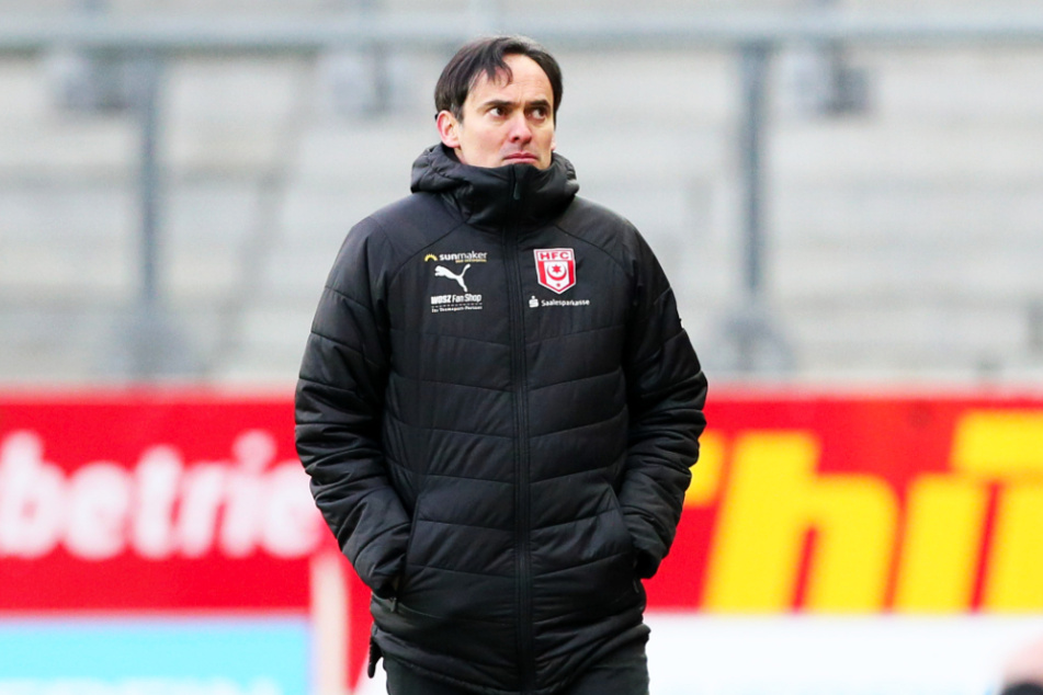 HFC-Coach Florian Schnorrenberg (43) erlebte einen sportlich unschönen Samstag.