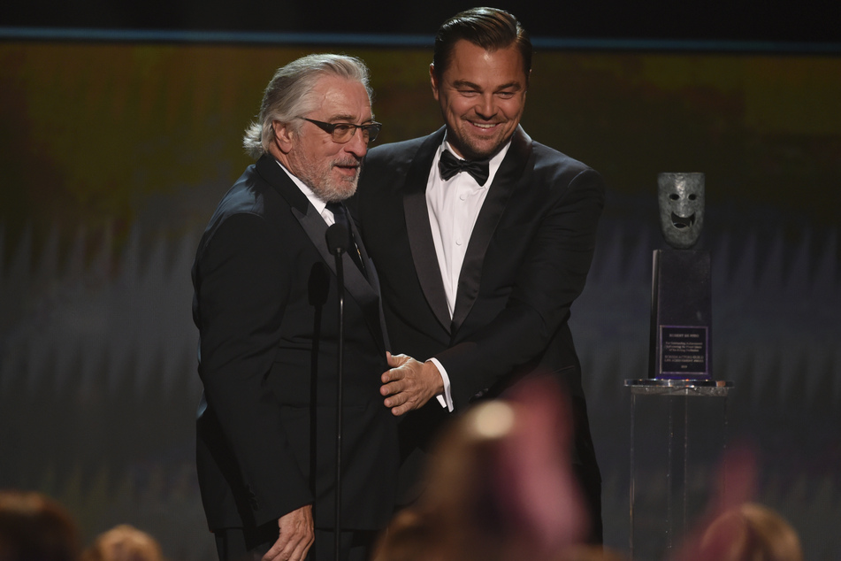 Robert De Niro (78, l.) und Leonardo DiCaprio stehen für "Killers of the Flower Moon" gemeinsam vor der Kamera.