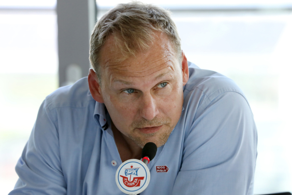 Martin Pieckenhagen (51) verlässt den FC Hansa Rostock. (Archivbild)