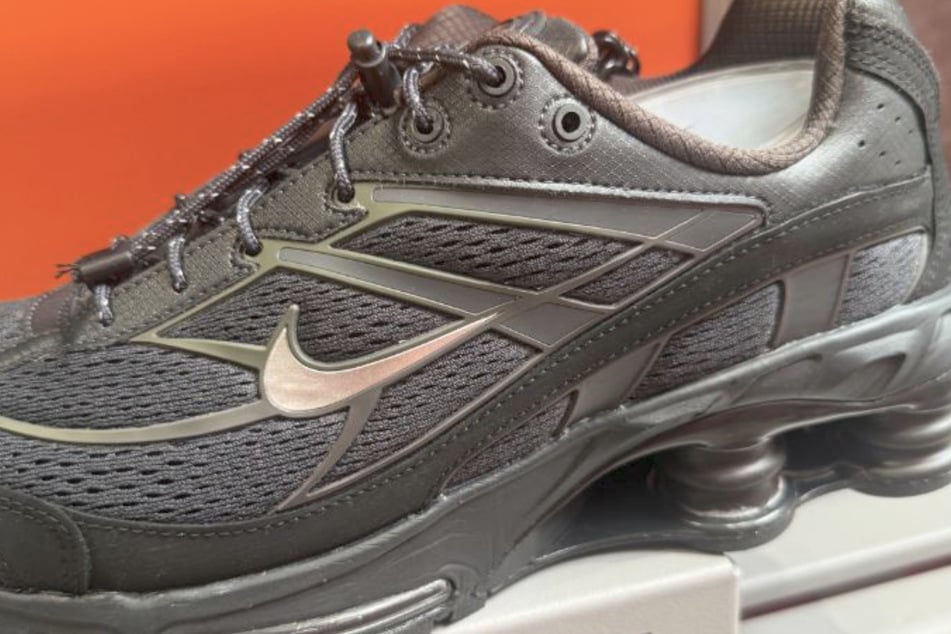 Zum Zeitpunkt des Verschwindens trug er diese Schuhe.