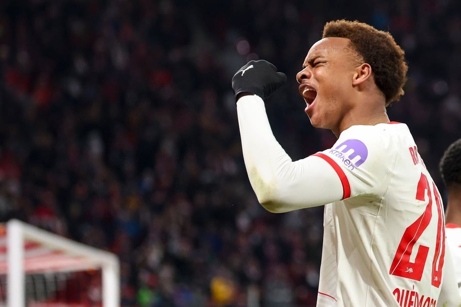 Es läuft in diesen Tagen für RB Leipzigs Assan Ouedraogo (19). Der Mittelfeldmann scheint inzwischen komplett bei den Sachsen angekommen zu sein.