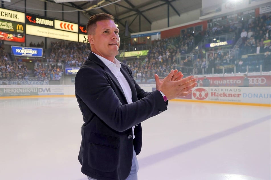 Jakub Ficenec absolvierte in der DEL insgesamt 592 Spiele, schoss dabei 118 Tore und lieferte 298 Assists.