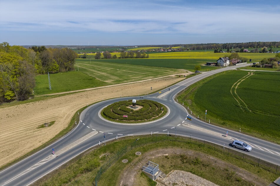 Am B175-Kreisel kurz vor Werdau soll der Lückenschluss der Mitteltrasse beginnen.
