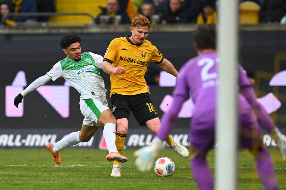 Robert Wagner droht eine Sperre. Er brachte drei Gelbe Karten aus der Hinrunde bei Holstein Kiel mit, sah zudem gegen Fürth mit Dynamo Gelb.