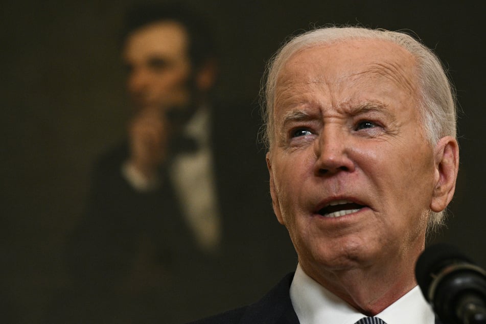 Biden to allow migrants to be deported before processing asylum claims in sweeping reform