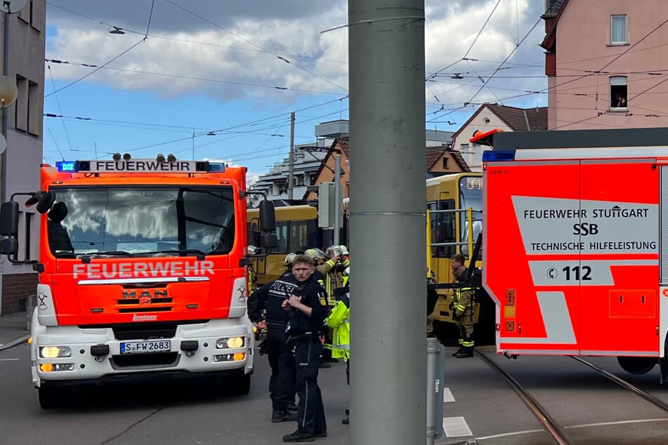 Schlimme Kollision mit Stadtbahn: Fußgänger außer Lebensgefahr