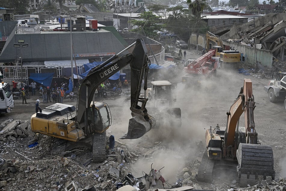 Last month's twin earthquakes killed more than 5,000 people in Venezuela.