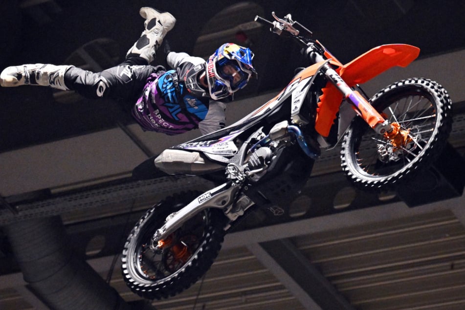 Luc Ackermann (28) präsentiert in der Messe Chemnitz seine eigene spektakuläre FXM-Show.