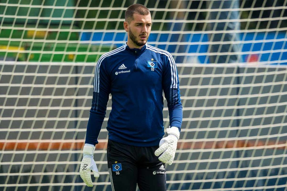 Der Hamburger SV hat Torwart Marko Johansson (23) vom Training freigestellt.