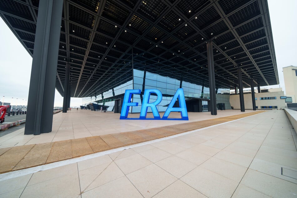 So sieht die neue Check-in-Halle von Terminal 3 am Frankfurter Flughafen aus.