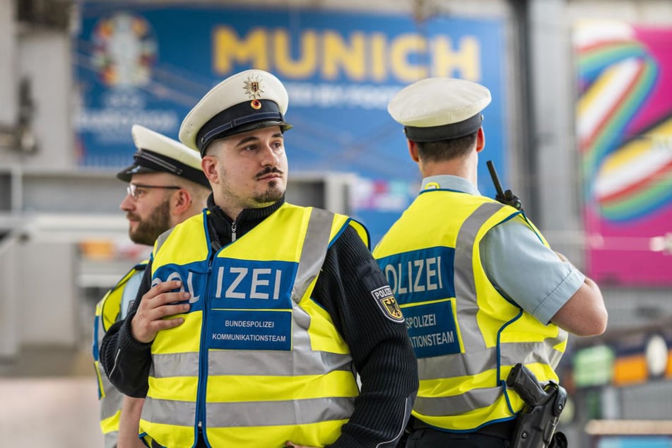 Die Bundespolizei musste gleich mehrere Ermittlungen aufnehmen. Teilweise waren Alkohol und mutmaßlich Drogen im Spiel. (Archivbild)