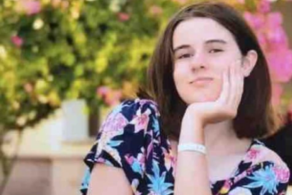 Imogen Golder (16) will live the rest of her life with only one half of her brain.