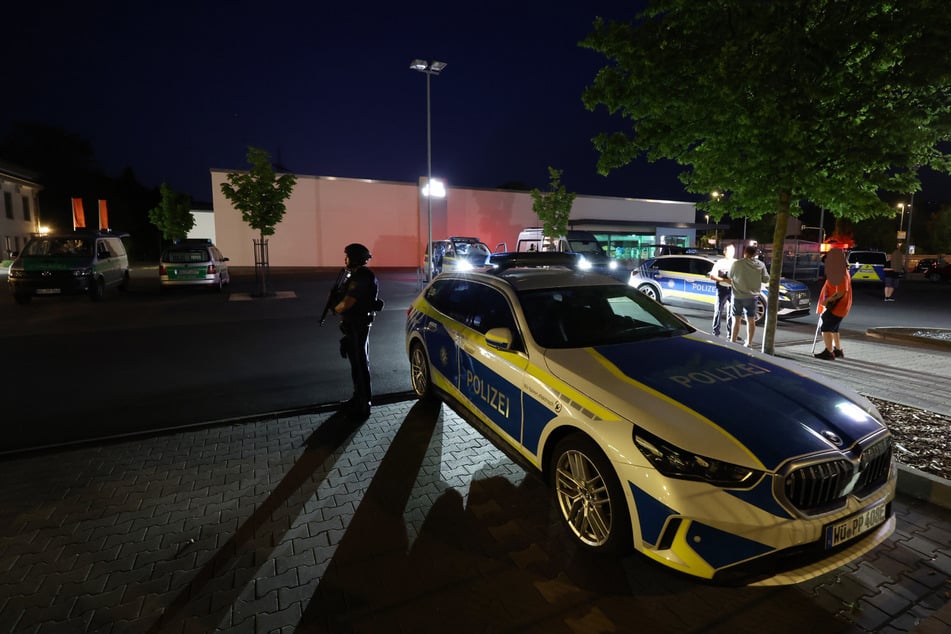 Schüsse in Würzburg! Polizei sucht nach Täter und rät: "Nicht ansprechen"