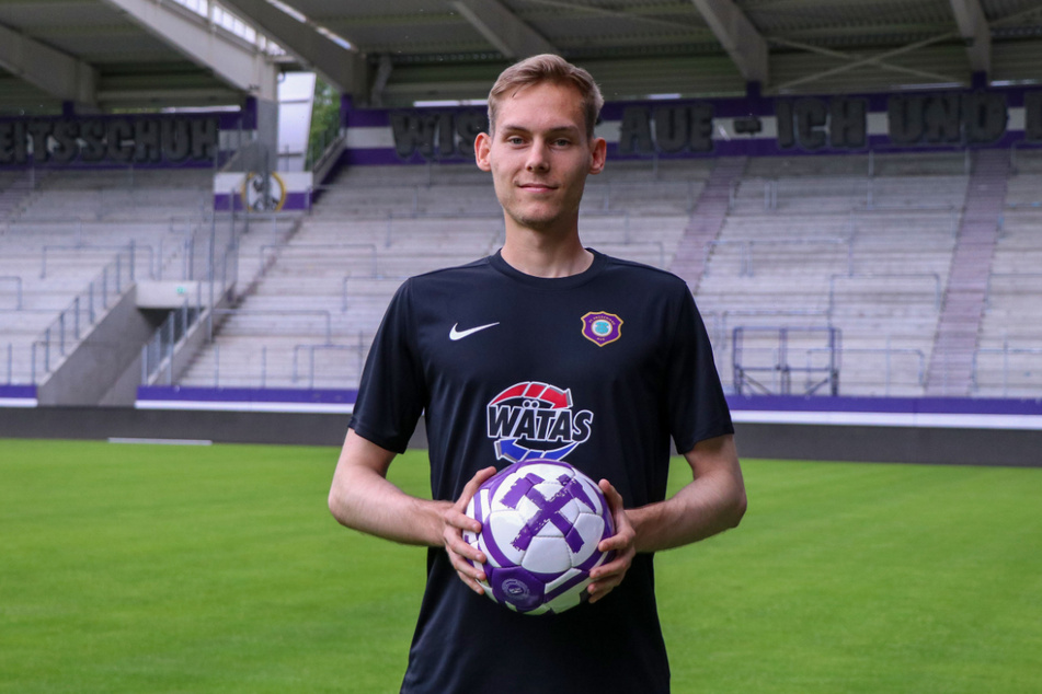 Lukas Sedlak (22) erhielt vom FC Erzgebirge Aue einen Einjahresvertrag.