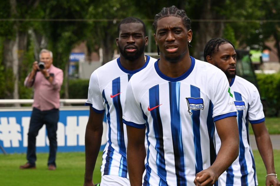 Kelian Nsona (22) ist Herthas größter Pechvogel, in den Niederlanden aber spielt er endlich wieder regelmäßig Fußball.